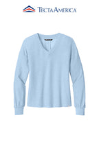 TravisMathew Women’s Long Weekend V-Neck
